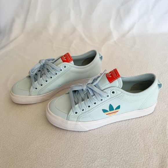 Adidas Nizza Trefoil Sky Tint - Picture 8 of 9